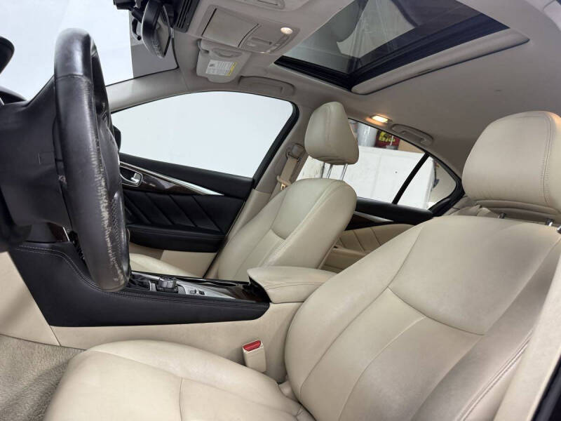 2018 Infiniti Q50 3.0T Luxe