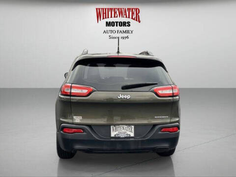 2015 Jeep Cherokee Sport