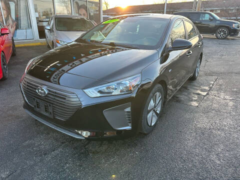 2019 Hyundai Ioniq Hybrid for sale at TOP YIN MOTORS in Mount Prospect IL