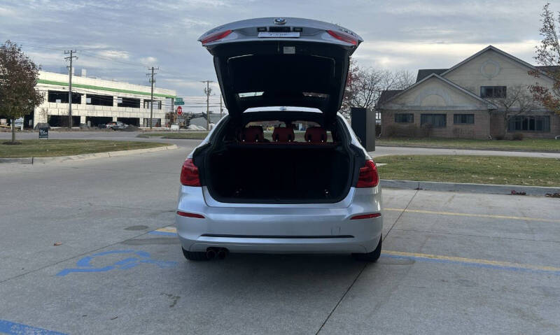 2018 BMW 3 Series 330i xDrive Gran Turismo