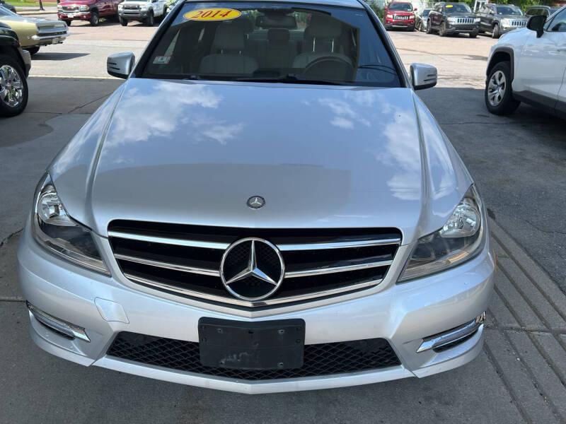 2014 Mercedes-Benz C-Class C300 Luxury's photo