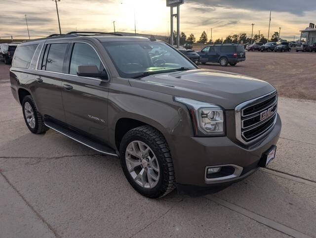 2016 GMC Yukon XL SLT