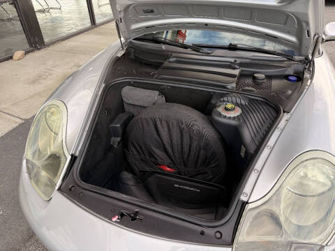 2001 Porsche 911 Carrera