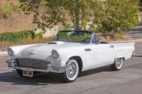 1957 Ford Thunderbird