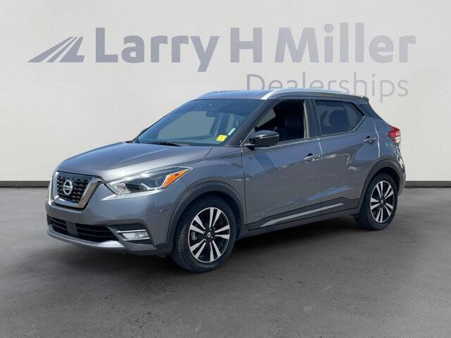 2020 Nissan Kicks SR