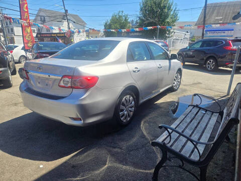 2012 Toyota Corolla LE