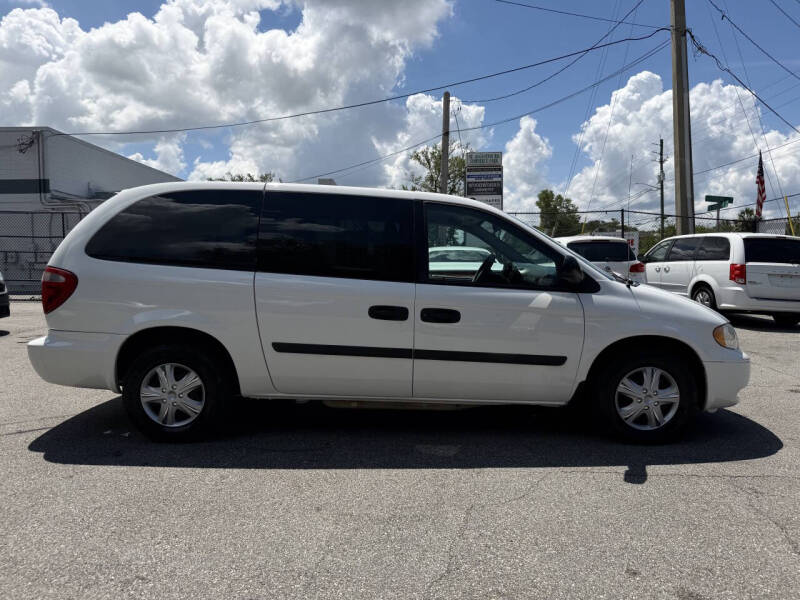 2006 Dodge Grand Caravan SE