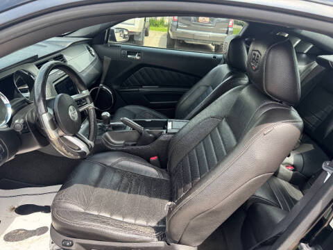 2011 Ford Mustang V6