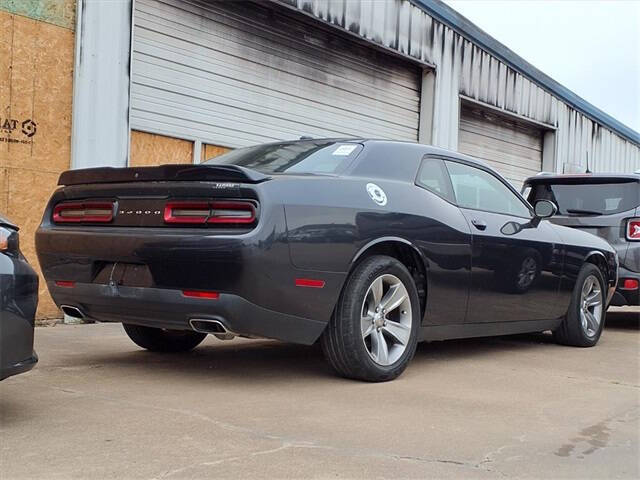 2018 Dodge Challenger SXT