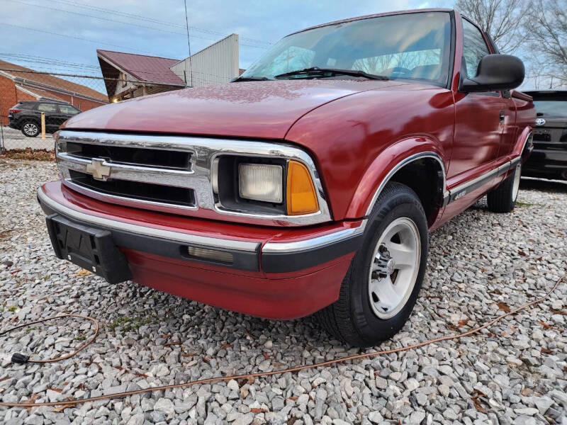 1995 Chevrolet S-10 for sale at Village Motors in Ringgold GA