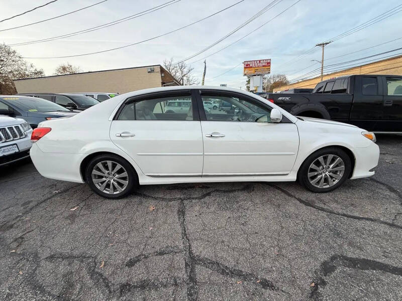 2011 Toyota Avalon