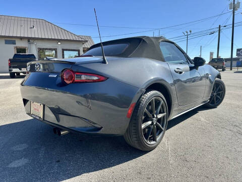 2016 Mazda MX-5 Miata Club
