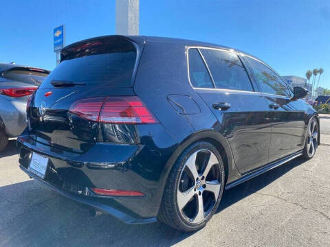 2018 Volkswagen Golf GTI S