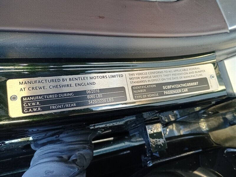 2017 Bentley Continental 29