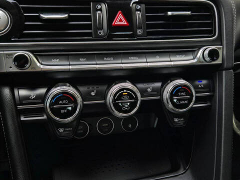 2022 Genesis G70