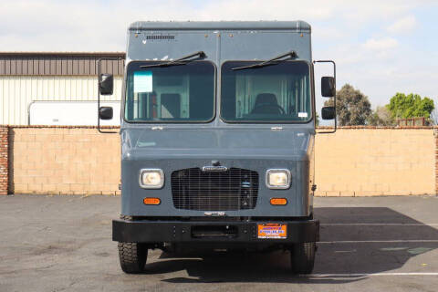 2020 Freightliner MT45 Chassis