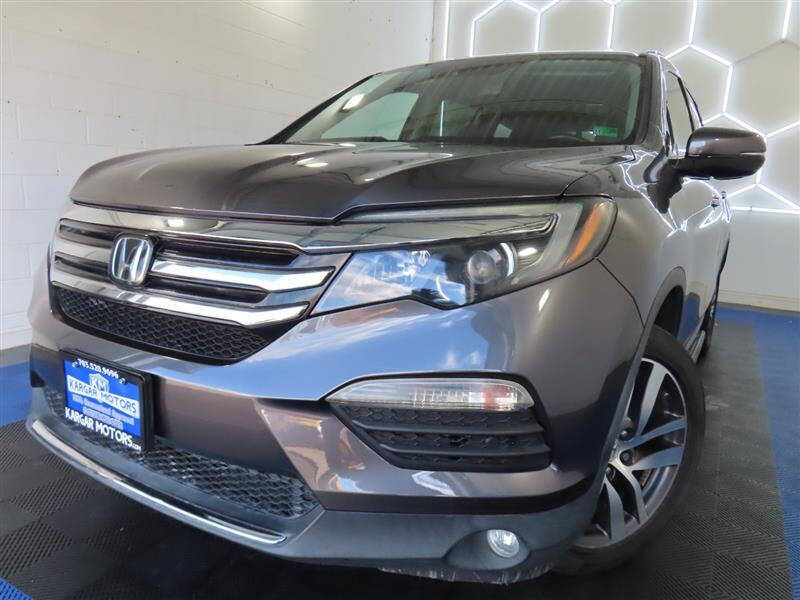 2017 Honda Pilot Touring's photo