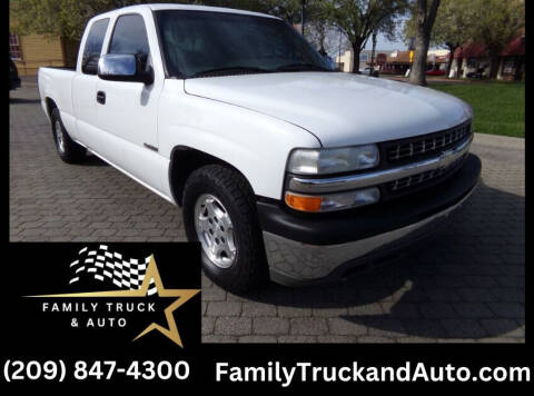 2002 Chevrolet Silverado 1500 for sale at Family Truck and Auto in Oakdale CA