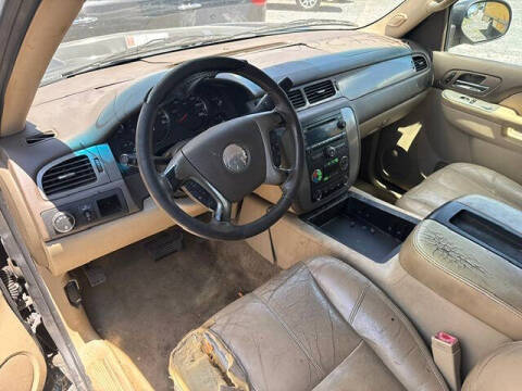 2011 Chevrolet Suburban LT
