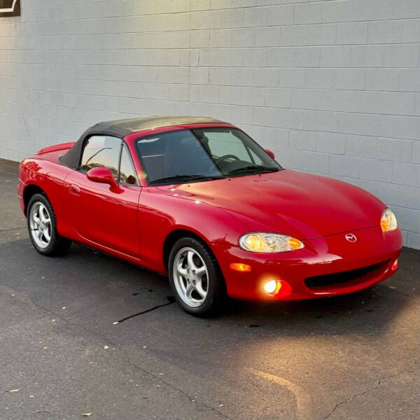 2002 Mazda MX-5 Miata for sale at H C Motors in Royal Oak MI