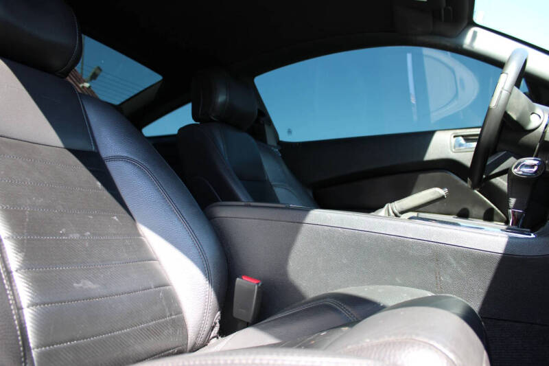 2012 Ford Mustang GT Premium