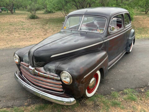 1946 Ford Deluxe