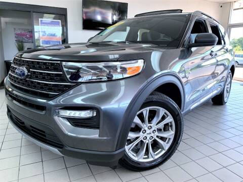 2020 Ford Explorer for sale at SAINT CHARLES MOTORCARS in Saint Charles IL