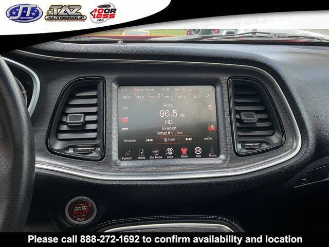 2015 Dodge Challenger SRT 392