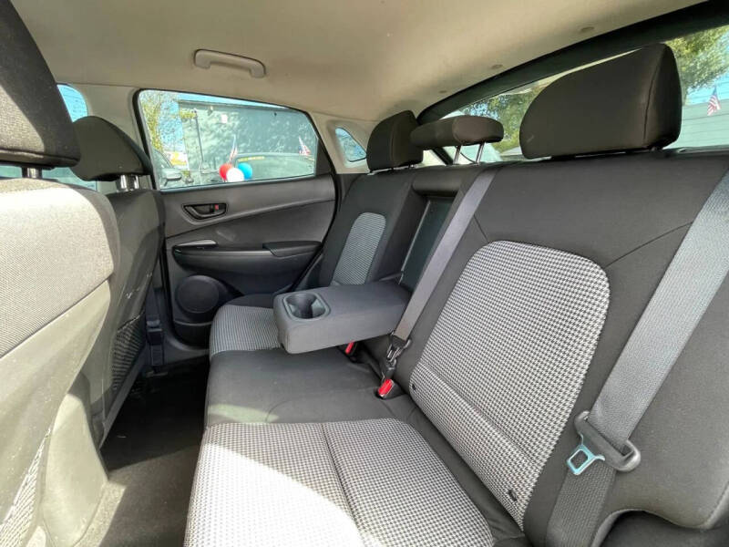 2020 Hyundai Kona SE