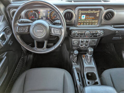 2021 Jeep Gladiator Willys