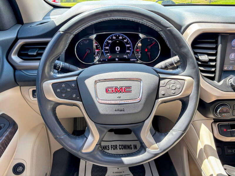 2020 GMC Acadia Denali