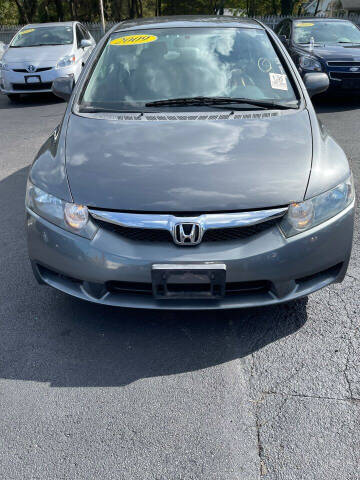 2009 Honda Civic for sale at Right Choice Automotive in Rochester NY