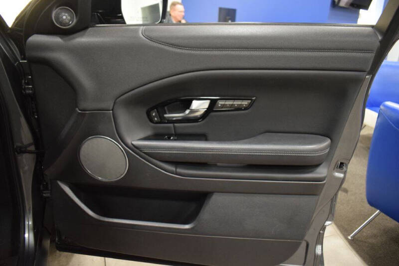 2018 Land Rover Range Rover Evoque SE