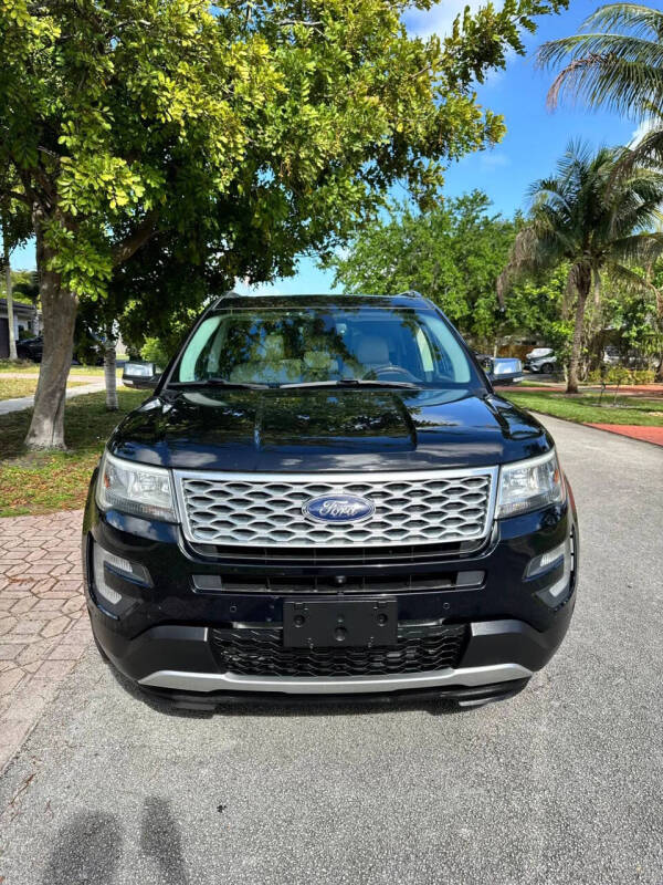 2017 Ford Explorer Platinum