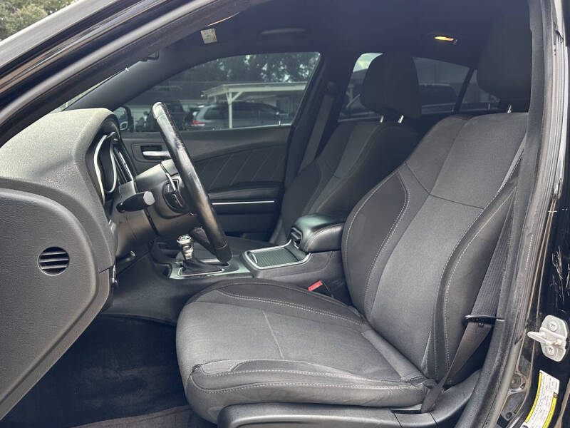 2015 Dodge Charger SXT