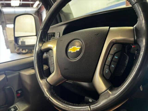 2017 Chevrolet Express 2500