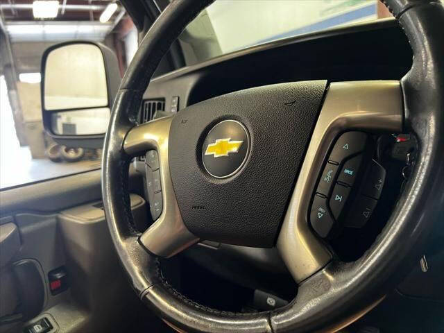 2017 Chevrolet Express 2500