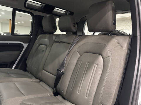 2021 Land Rover Defender 110 SE