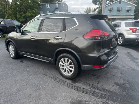 2017 Nissan Rogue SV