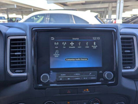 2022 Nissan Frontier SV