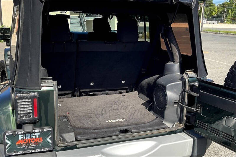 2011 Jeep Wrangler Unlimited Sahara