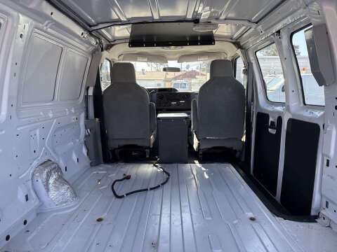 2010 Ford E-Series E-250