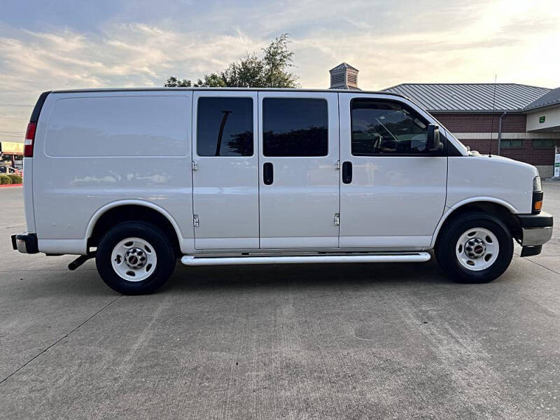 2019 GMC Savana 2500