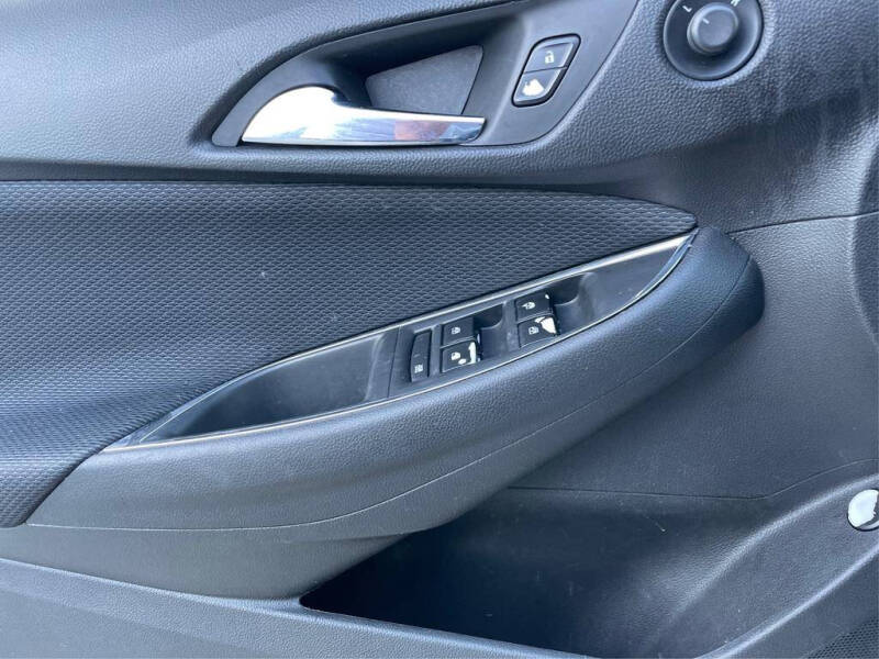 2018 Chevrolet Cruze LS Auto