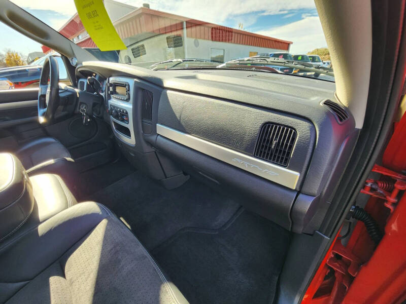 2005 Dodge Ram 1500 SRT-10