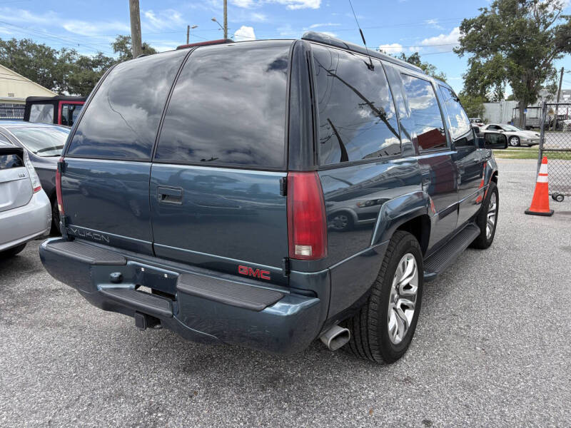 2000 GMC Yukon Denali