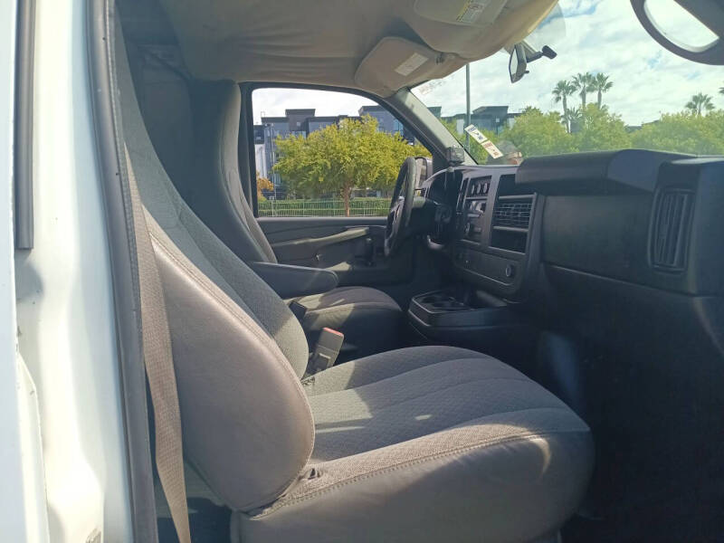 2011 Chevrolet Express 2500