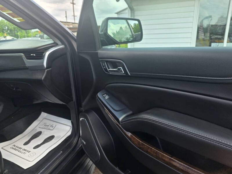 2016 Chevrolet Suburban LT