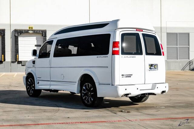 2023 Chevrolet Express 2500
