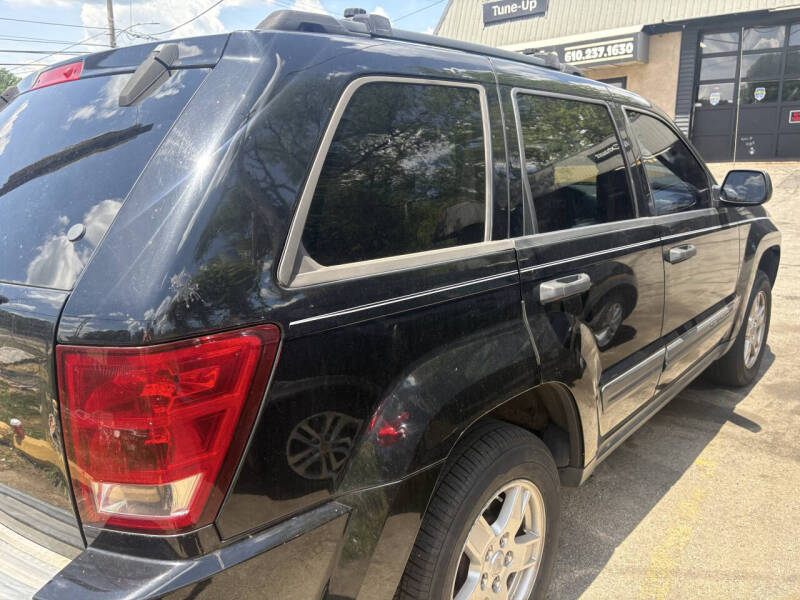 2006 Jeep Grand Cherokee Laredo